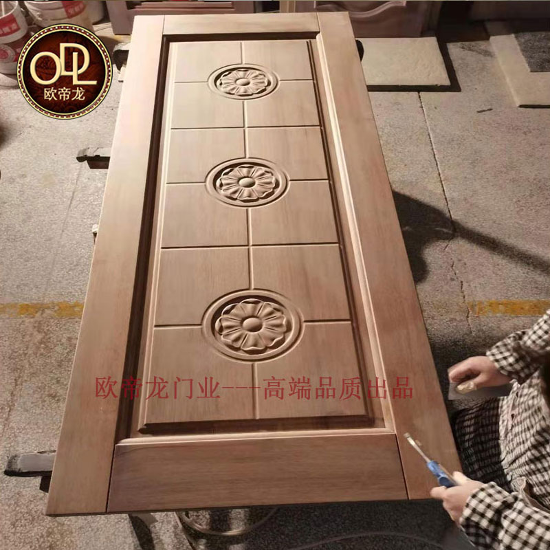 菠蘿格木門(mén)廠(chǎng)家如何選，菠蘿格木門(mén)怎樣才能買(mǎi)到性?xún)r(jià)比高的木門(mén)
